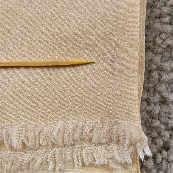 NWOT Silk Talbots Butter Yellow Oblong Scarf - Picture 5 of 10